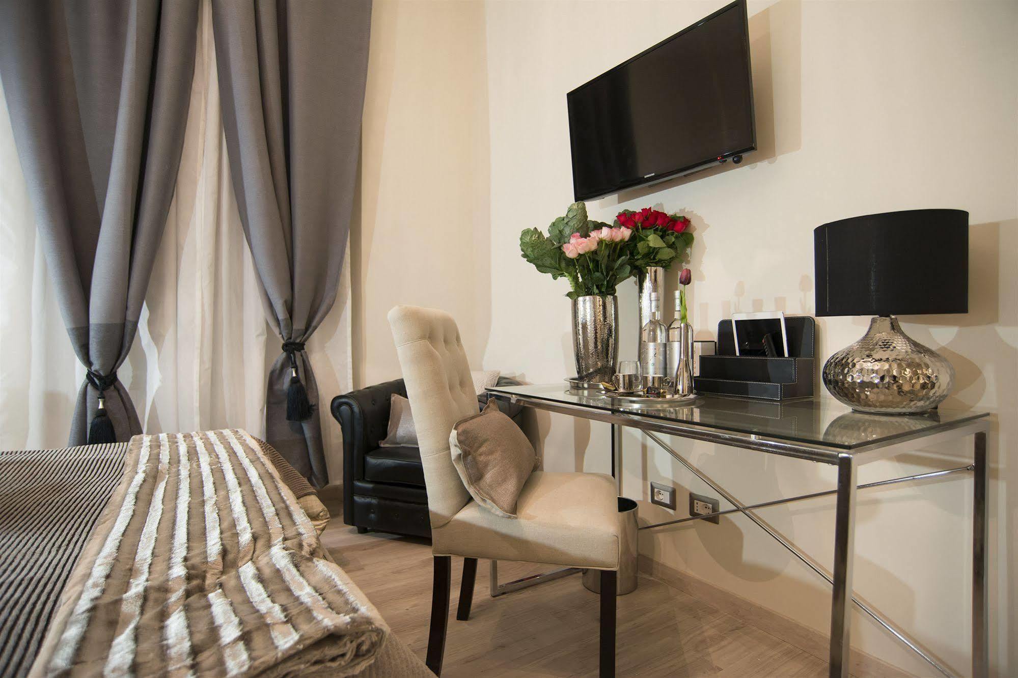 Town House 62 Bed & Breakfast Rome Exterior photo