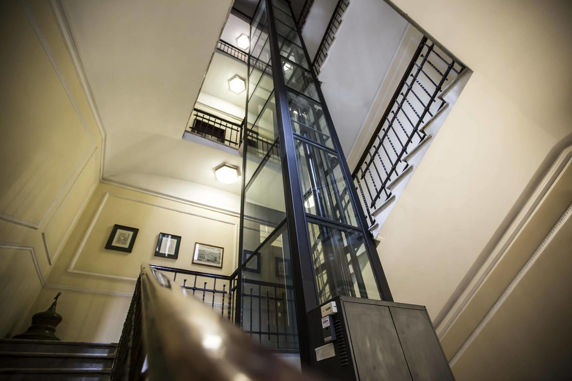 Town House 62 Bed & Breakfast Rome Exterior photo